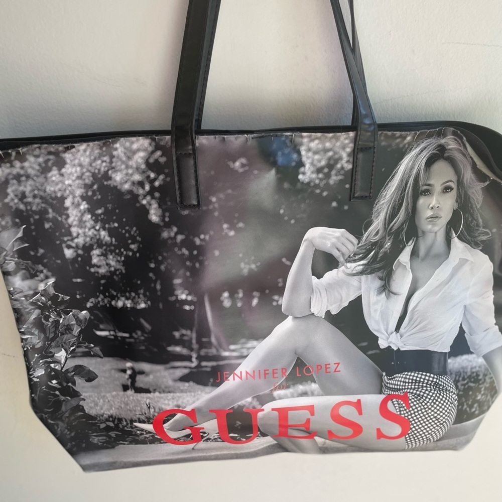 GUESS Jennifer Lopez tote bag